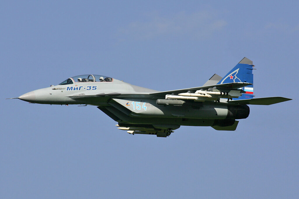 MiG-35の画像